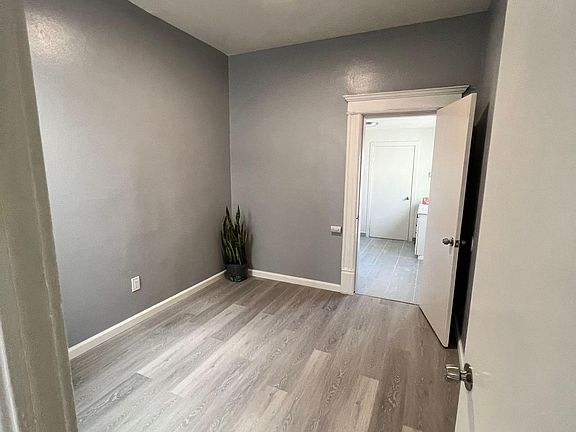 5th image of 99 Parkview Ave #99