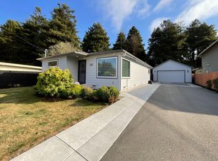2030 Simmons Rd, Eureka, CA 95503