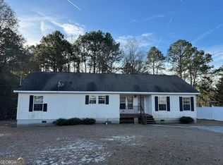 349 Academy Dr, Lyons, GA 30436