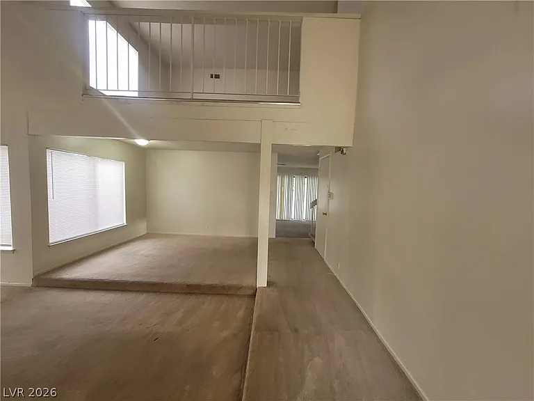 4760 Woodridge Rd — Photo 31