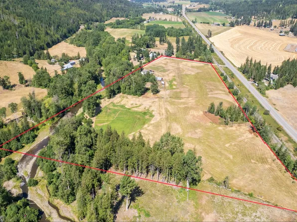 3545 Shaw Rd, Columbia Shuswap, BC V0E 1W1