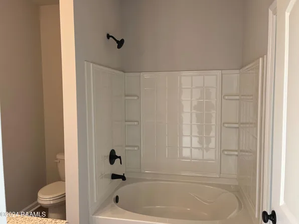 307 Cainwood Ct, Carencro, LA 70520