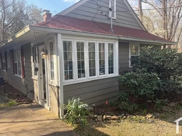 6 Caledonia Rd, Asheville, NC 28803