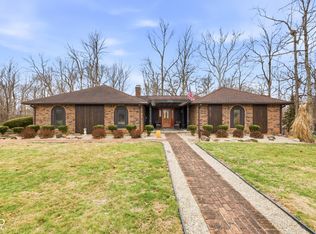 8127 Red Bud Ct, Plainfield, IN 46168