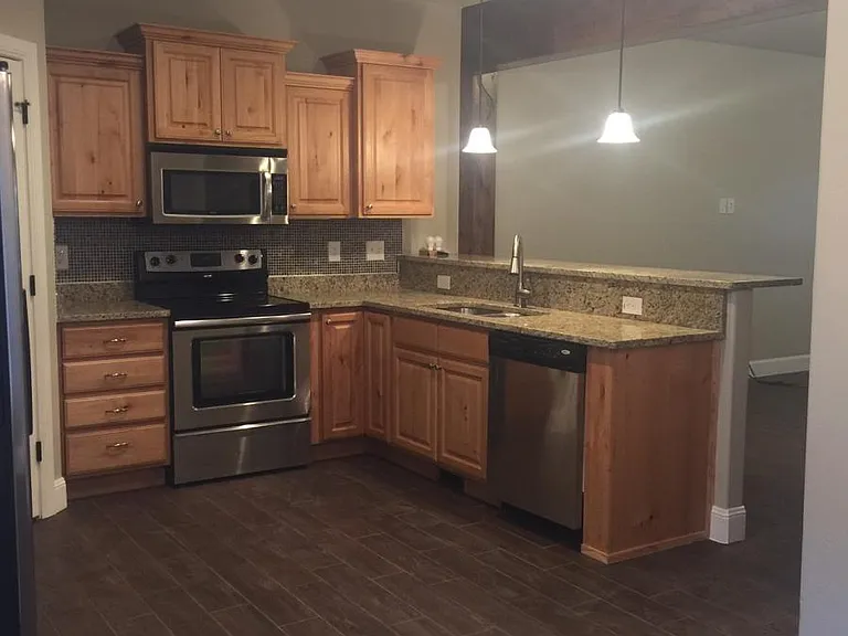 10927 N Town Center Blvd — Photo 1
