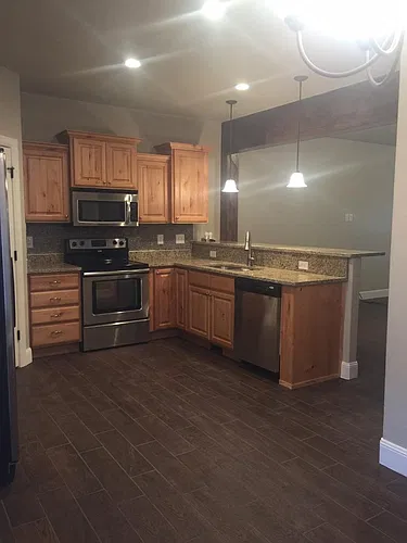 10927 N Town Center Blvd Photo 1