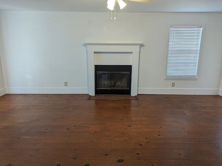 20333 Sugarloaf Mountain Rd — Photo 9