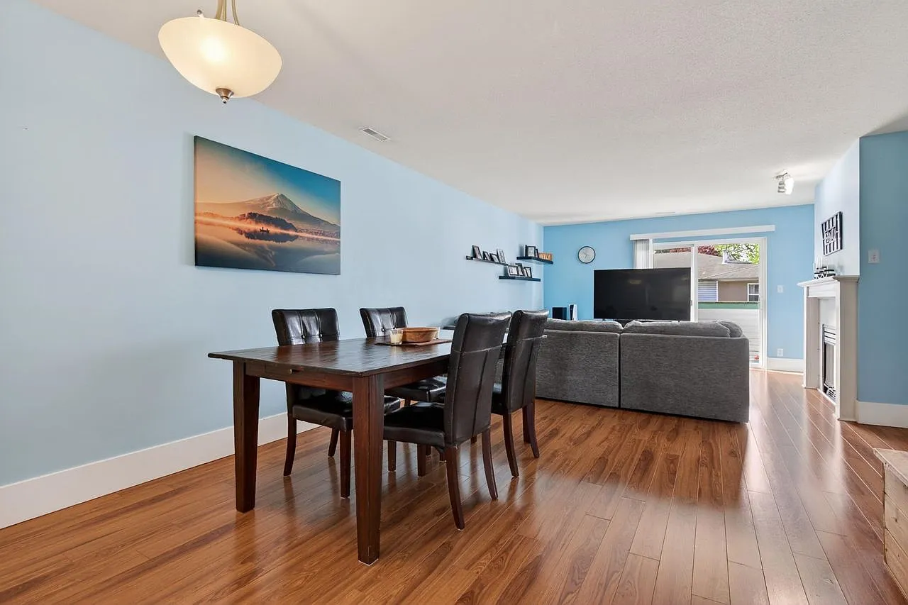 2 bed, 1335 sqft, $1,800 — Photo 1