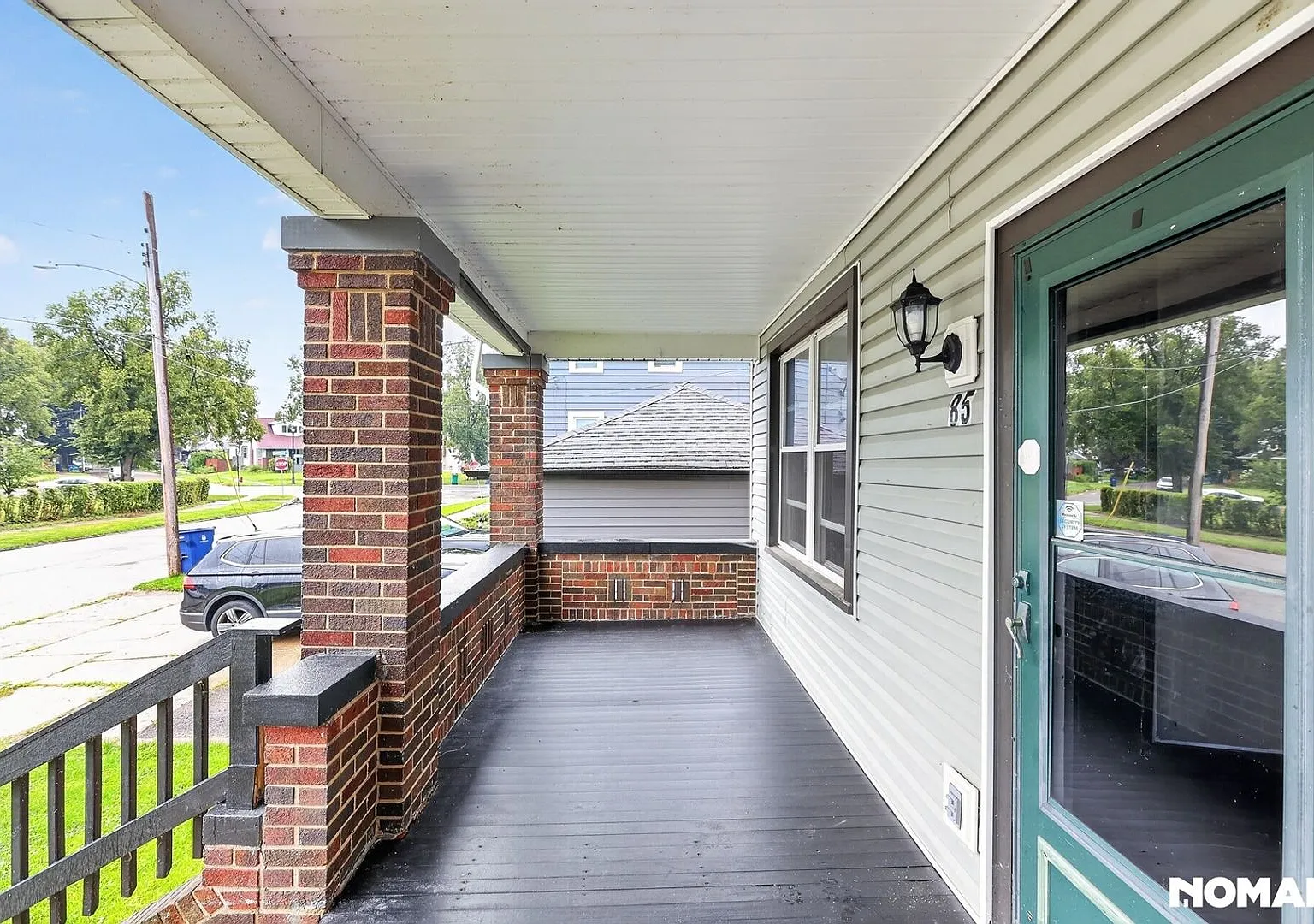 Spacious 6BR Duplex in Buffalo — Photo 3