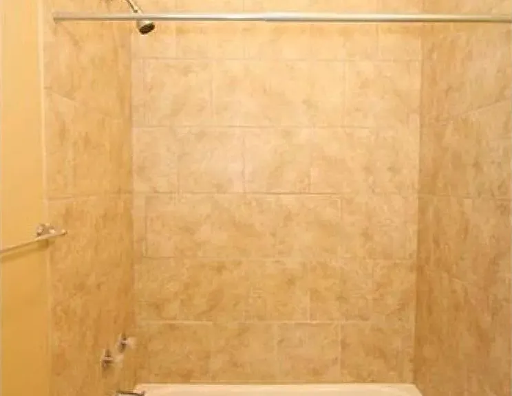 1928 W Diamond St #2 — Photo 13