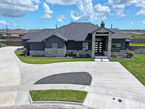 706 Eagle Creek Ct, Corpus Christi, TX 78415