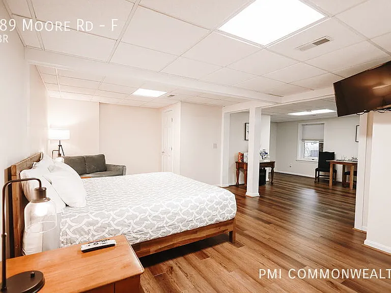 589 Moore Rd #F — Photo 11