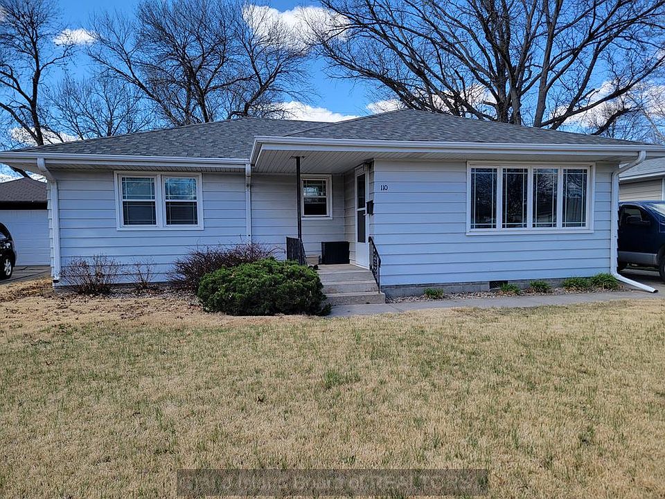 1st image of 110 E 20th St