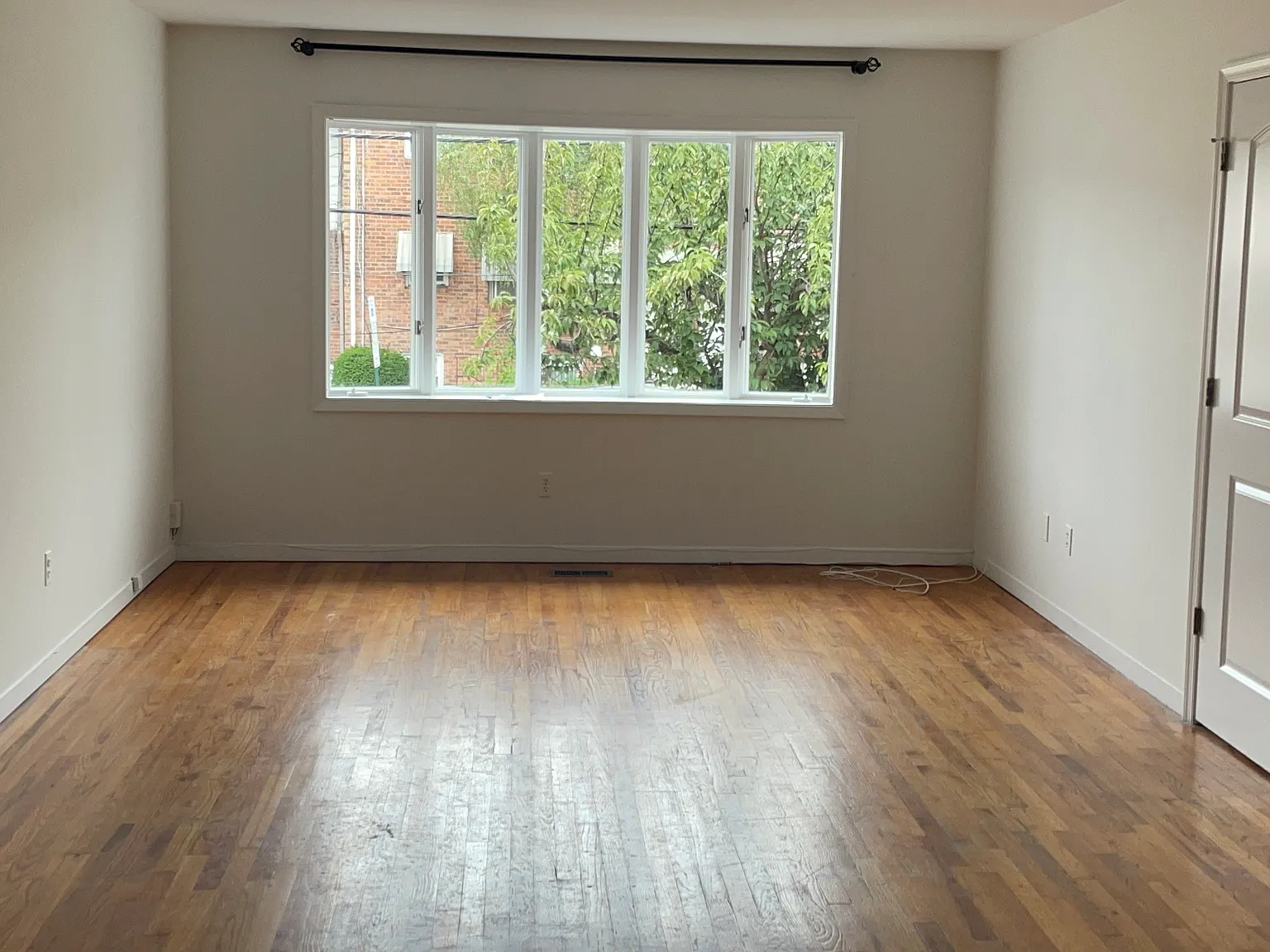 2 bed, 1200 sqft, $2,900 — Photo 2