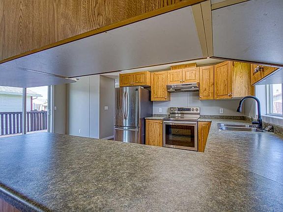 5th image of 9507 S 108b Ave