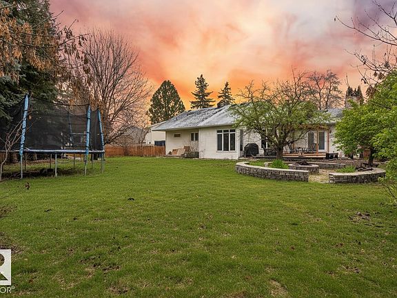 3rd image of 101 Westridge Rd NW