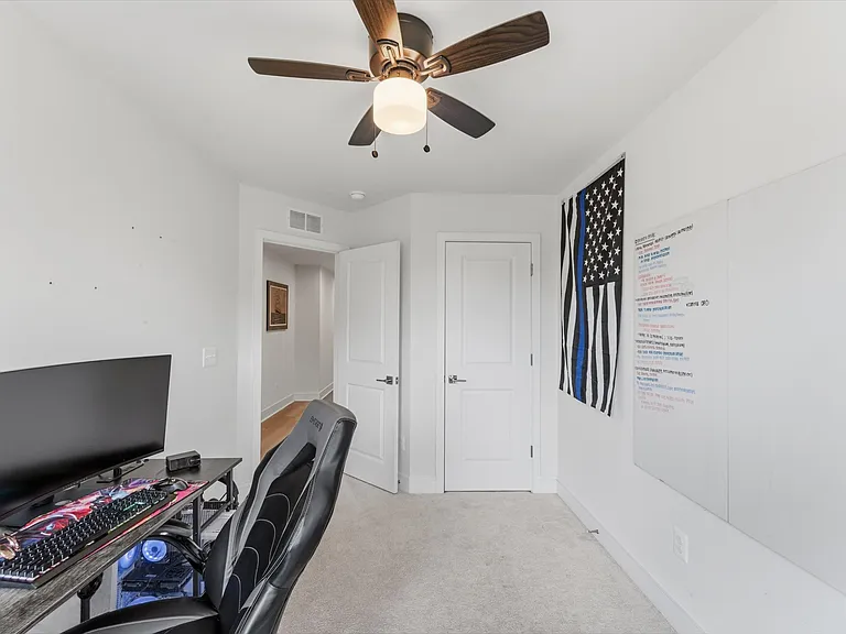 4256 Frost St — Photo 23