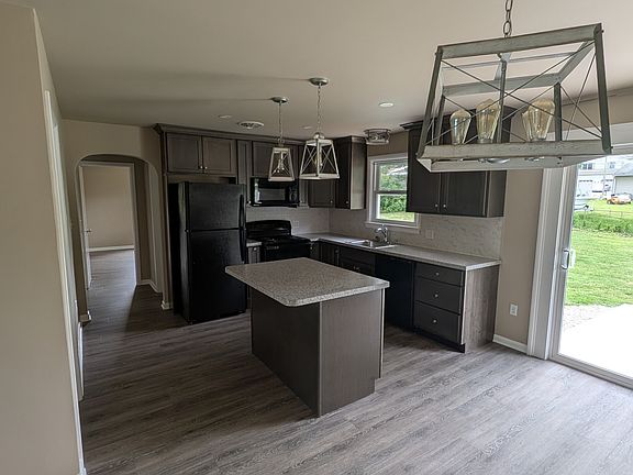 3rd image of 14275 Penn Dixie Ln