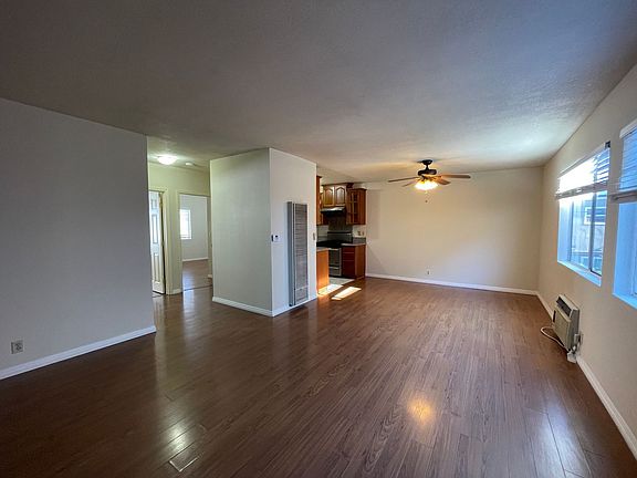 4th image of 111 Park St Unit 5