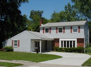 27 Hamilton Dr, Laurel Springs, NJ 08021