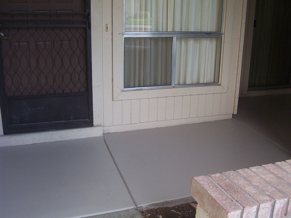 2nd image of 522 W Blackhawk Dr Unit 2