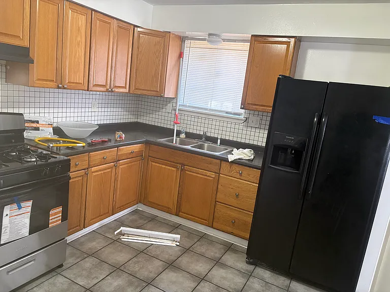 Haney Dr — Photo 9