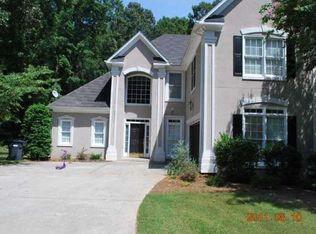 210 Longmead Dr, Fayetteville, GA 30215