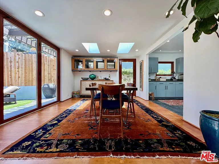 10327 Lorenzo Dr — Photo 16