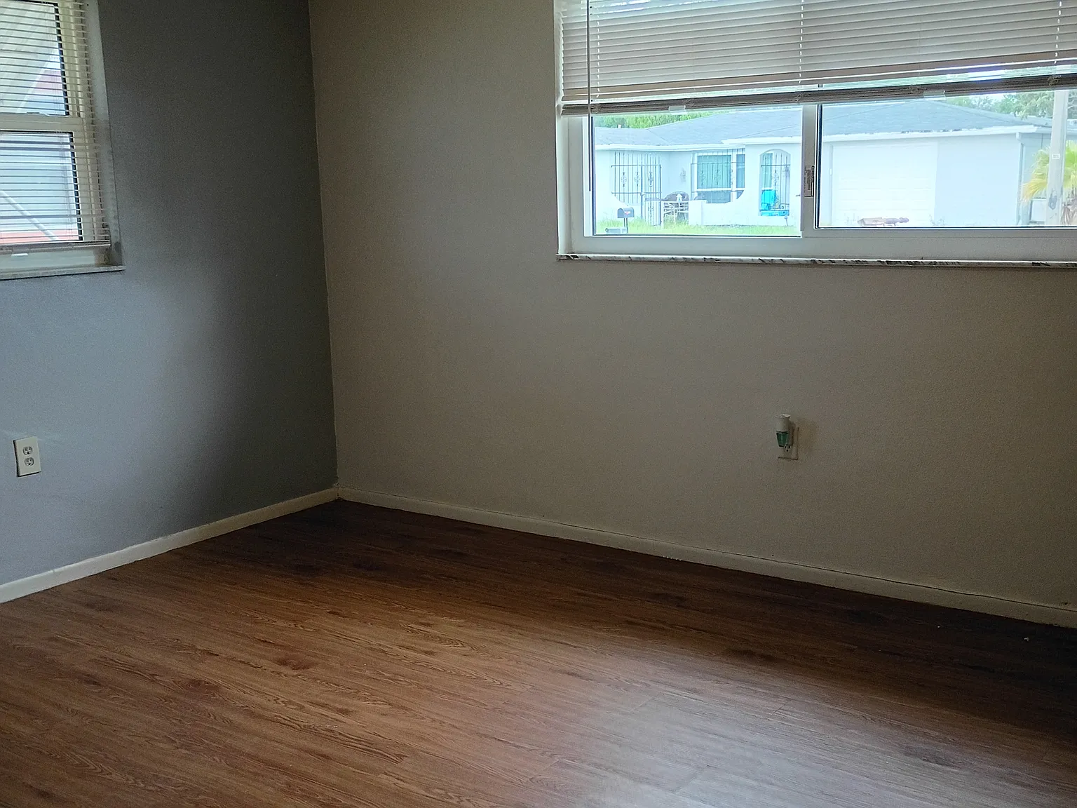 2 bed, 1029 sqft, $1,700 — Photo 4