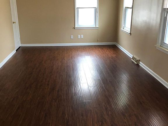 3rd image of 3621 20th St