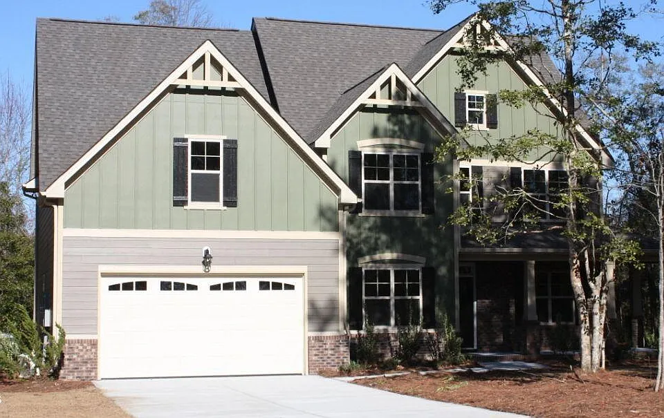 124 Little Bay Dr