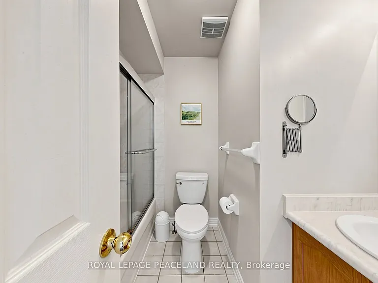 246 Farmstead Rd — Photo 26