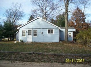 10049 Carter Lake Rd, Saint Helen, MI 48656