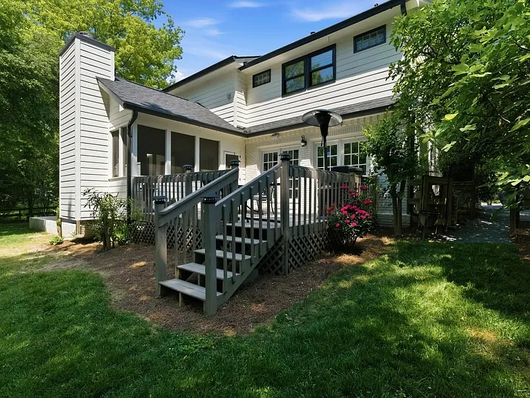 1350 Battleview Dr NW — Photo 5