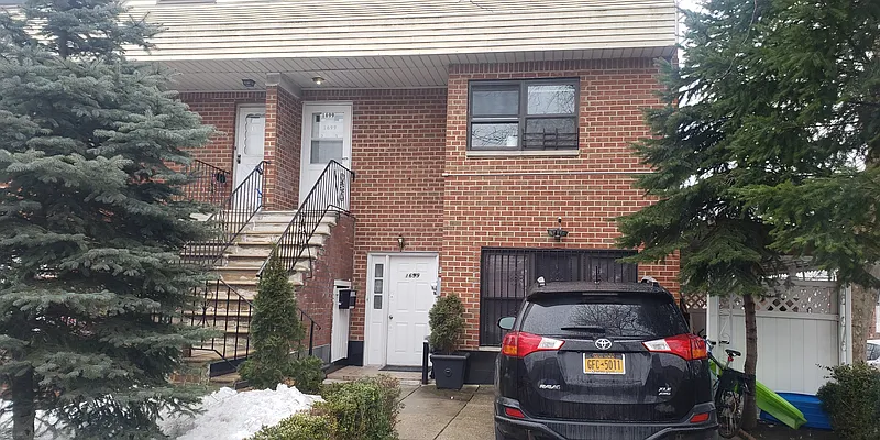 Rented by Brown Harris Stevens | media 1