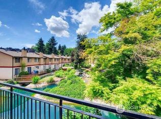 1812 Maple Ln APT D22, Kent, WA 98030