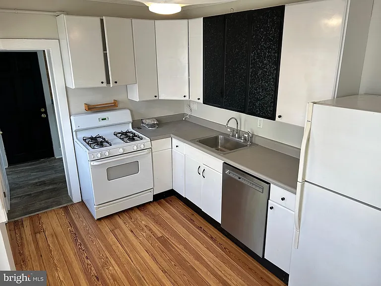 217 N Adams St #2 — Photo 9
