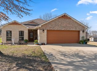 315 Canoe Ct, Gun Barrel City, TX 75156