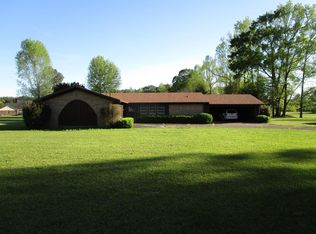 220 Lonesome Pines Rd, Laurel, MS 39443