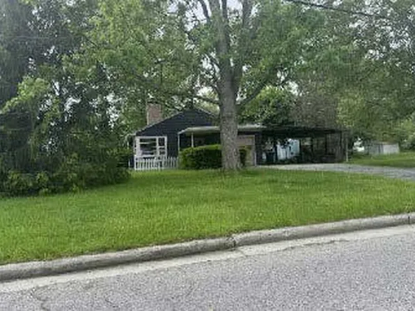 901 Oakwood Ave, Bryan, OH 43506