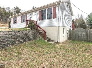 48 Morton Rd, Fredericksburg, VA 22405