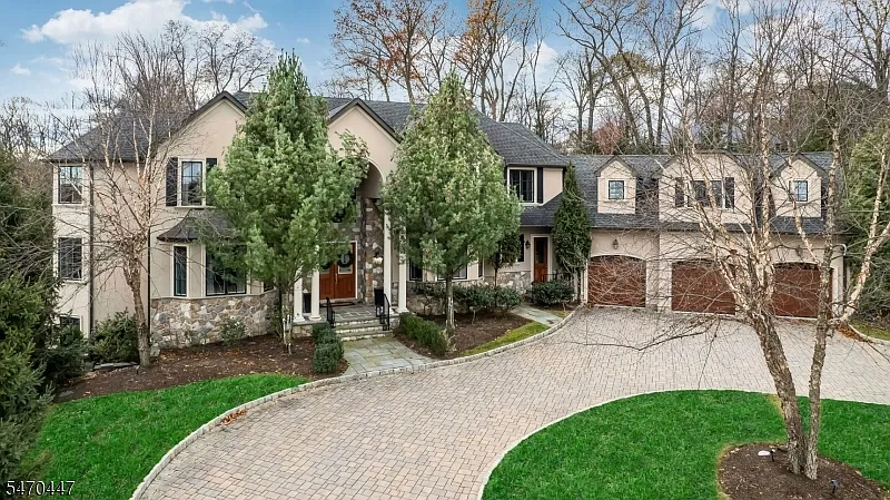 7 bed, 6.5 bath, $12,500 — Photo 2