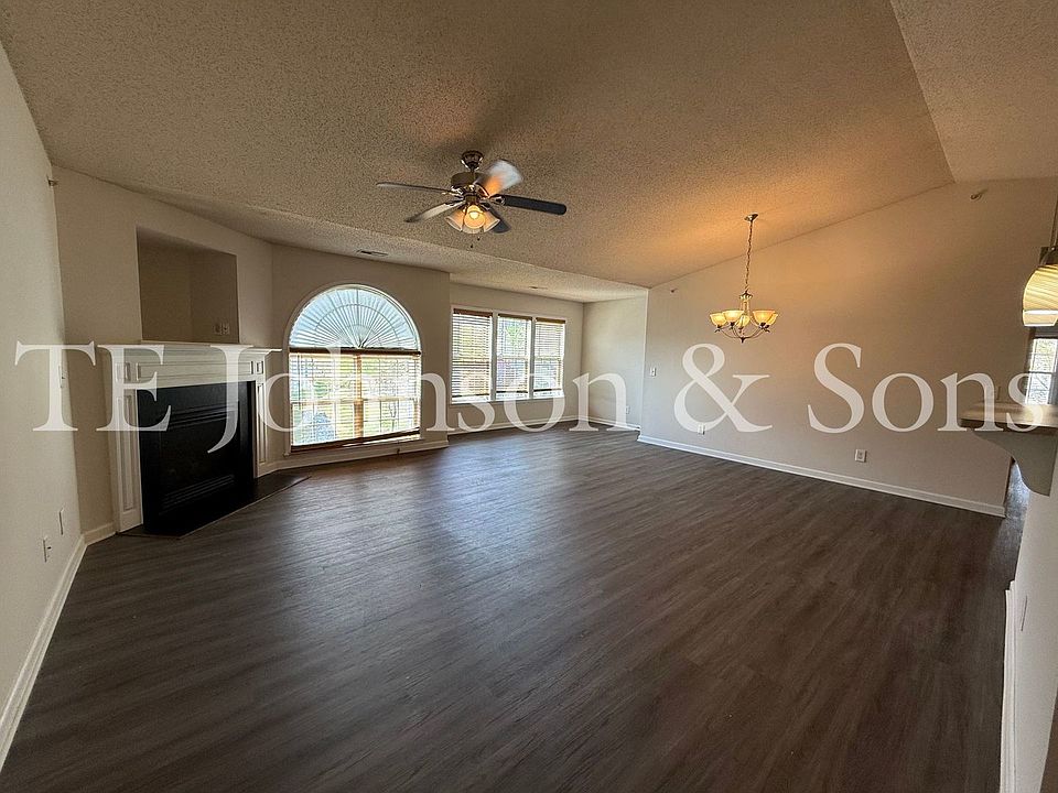 1st image of 3761-301 Holmes Creek Pl