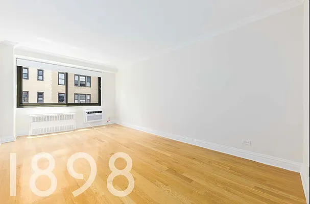 Rented by A&E Real Estate Management | media 11