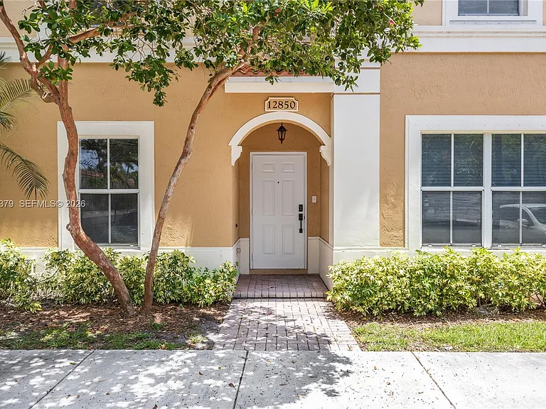 12850 SW 31st Ct #102 — Photo 3