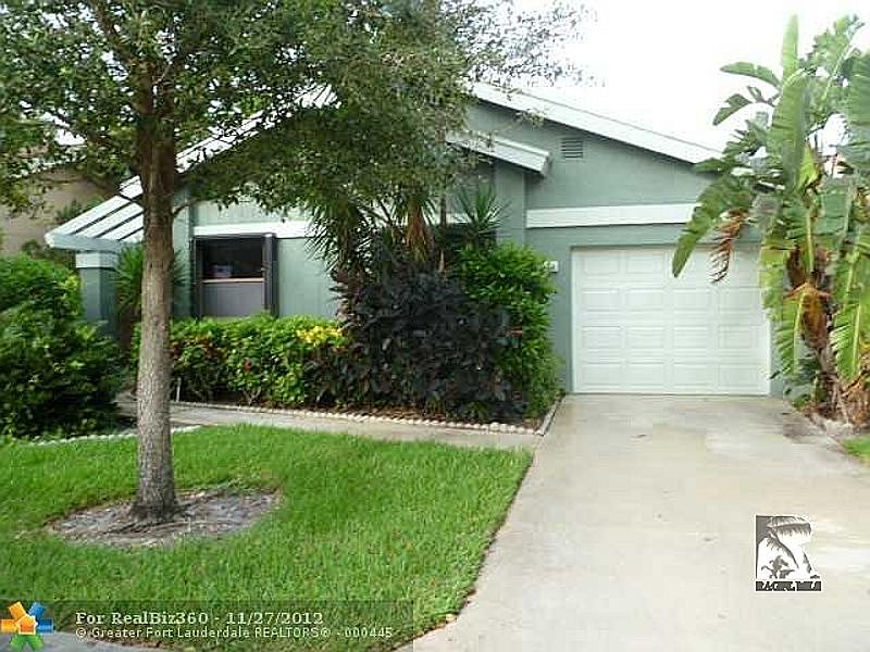 1st image of 4285 Acacia Cir