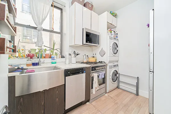 Rented by Living New York | media 1