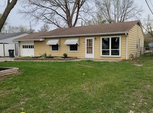 20 Steeplechase Dr, Saint Peters, MO 63376