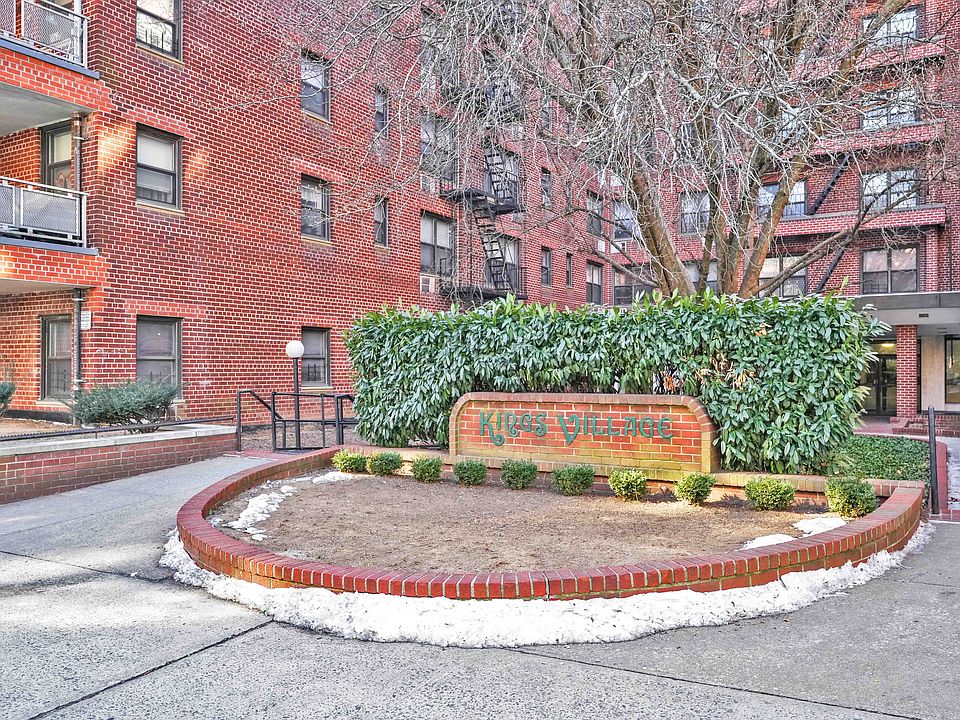 1st image of 1275 E 51st St