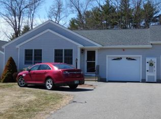 17 Rainbow Dr, Londonderry, NH 03053